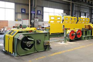 ماكينة جدل الأسلاك من النوع الأنبوبي