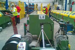 ماكينة جدل الأسلاك من النوع الأنبوبي